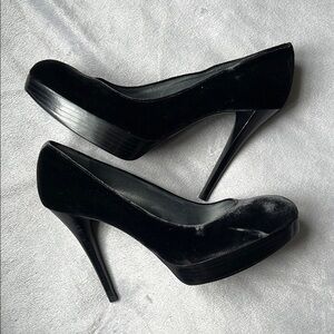 Stuart Weitzman Velvet Pumps